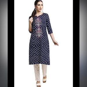 Women's Viscose Rayon Regular Straight Kurta -M